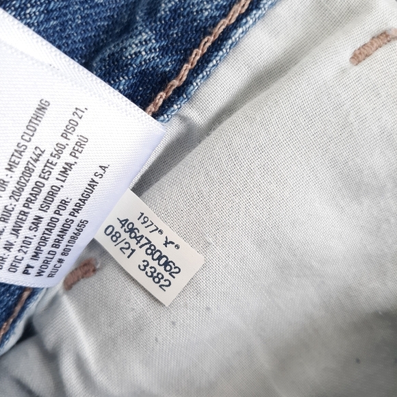 American Eagle Relaxed Mom Jeans size 2 - Picture 8 of 8